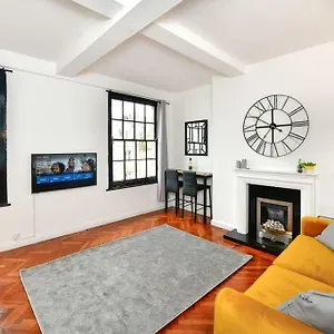 Westgate House Apartment Cardiff